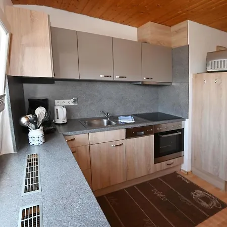 Lily 04 3 Mit Balkon In West Lage Befindet Sich Ohne Durchgangsverkehr In Διαμέρισμα