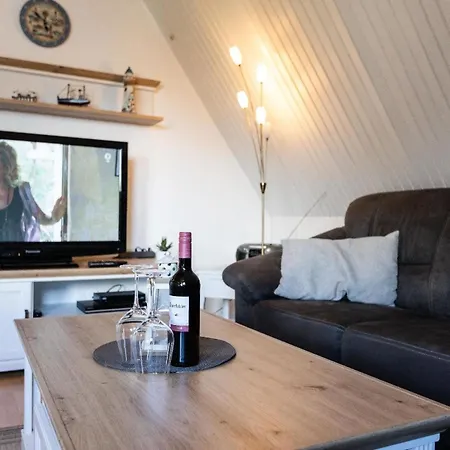 Lily 04 3 Mit Balkon In West Lage Befindet Sich Ohne Durchgangsverkehr In Διαμέρισμα